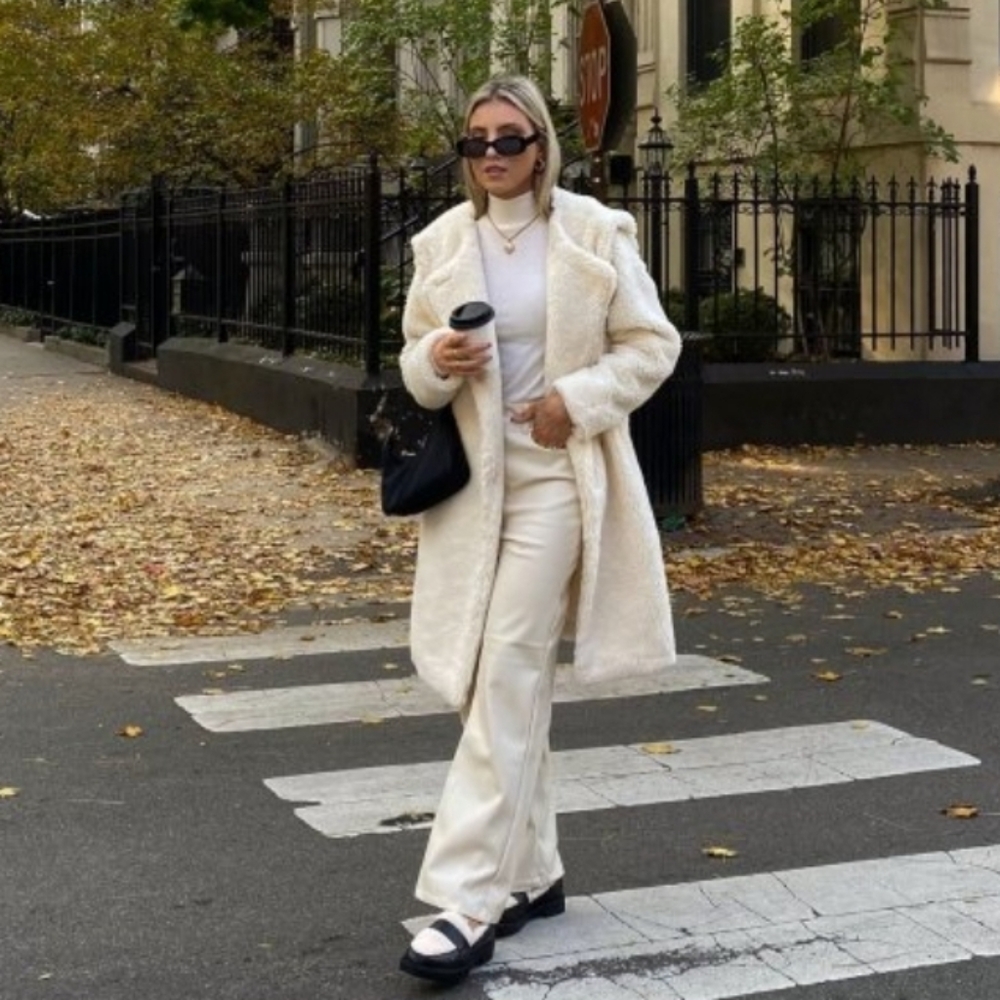 🆕️faux shearling coat🤩 - Picture 3 of 3